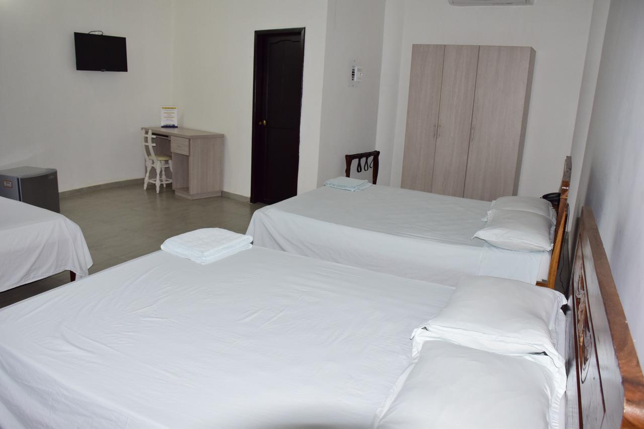 Hotel Plaza Real Montelíbano Kültér fotó