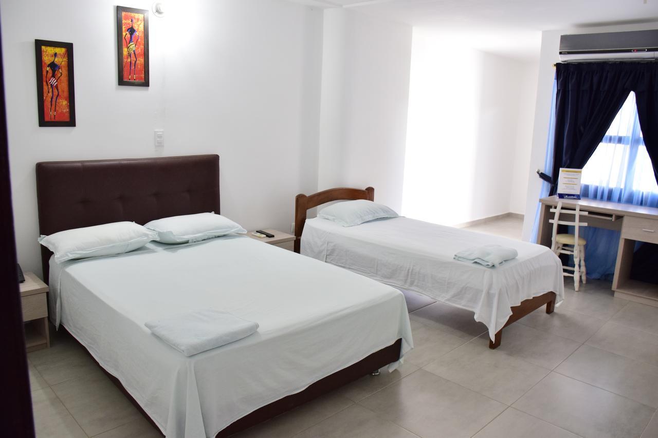 Hotel Plaza Real Montelíbano Kültér fotó