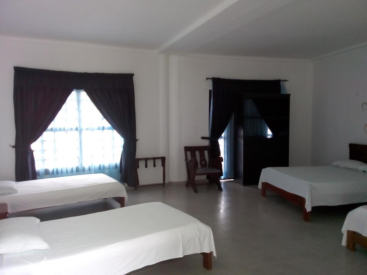 Hotel Plaza Real Montelíbano Kültér fotó
